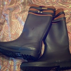 Tommy Hilfiger rain boots size 9